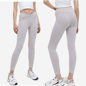 H&M Divided Women's V Waist Ribbed Leggings Size XL Tan Minimalist Neutral